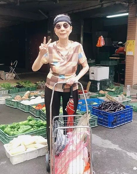 91岁中国奶奶穿搭潮爆全网，引10万网友争相模仿， 因为她，我取关了100个时尚博主 - 52