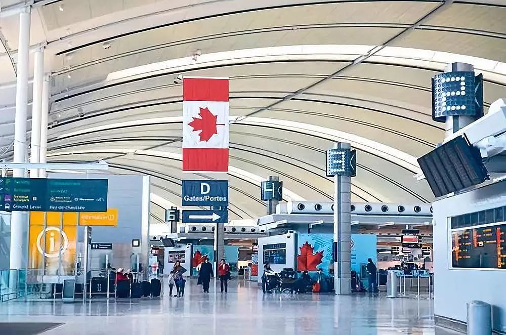 气晕！ 1000多名加拿大旅客被航空公司抛弃：对不起 你们11天后可登机（组图） - 8