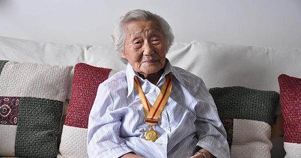 102岁中国前女高官逝世 金正恩送花圈表示哀悼（图） - 1