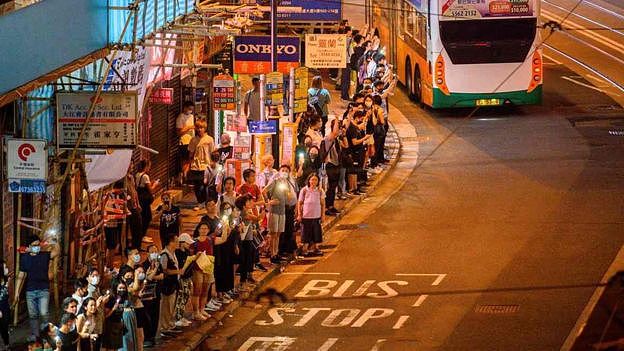 香港市民组成人链，仿效