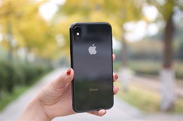 iPhone被曝14个安全漏洞 已存在两年（图） - 1