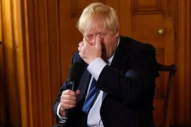 英国首相一个举动，百万英国人怒了：这还是民主国家？？都闹起来啊！（组图） - 46