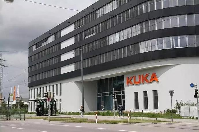 德国工业机器人供应商库卡公司总部位于德国奥格斯堡。新华社记者 朱晟 摄
