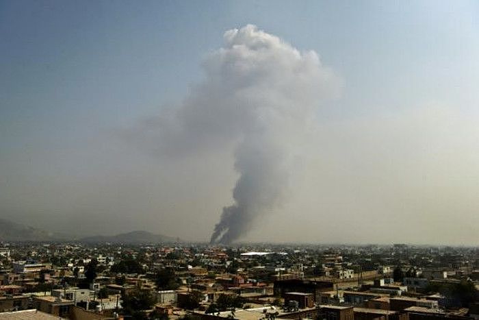 塔利班再次发动恐袭 美国大使馆旁爆炸 炸亡美士兵（组图） - 3