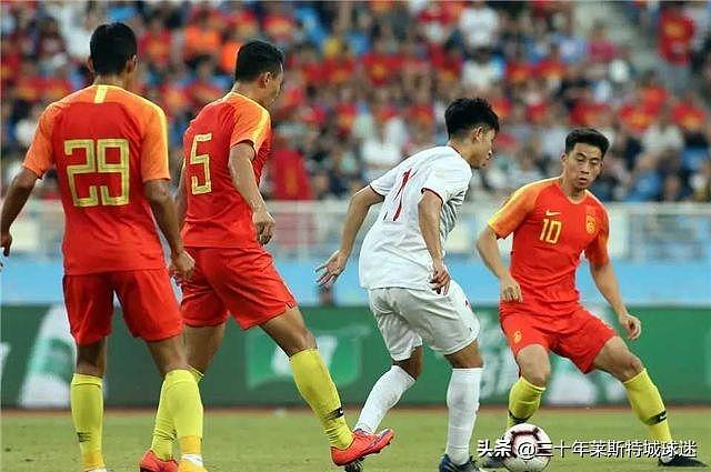 越南球迷已看不上中国男足！2-0赢球后 请求下次不要找弱队中国了