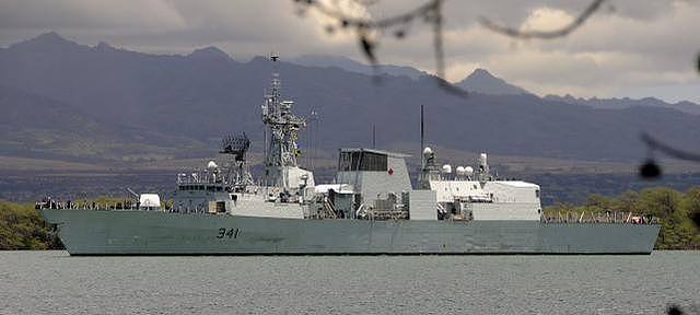 台媒：加拿大海军一艘护卫舰穿越台湾海峡（组图） - 2