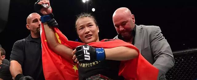 90后中国女孩，42秒干掉巴西拳王：6年，从北漂保洁到世界冠军
