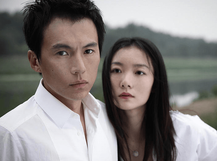 演员齐溪宣布与宋宁峰离婚：回到单身了 时间给予我们成长（组图） - 1