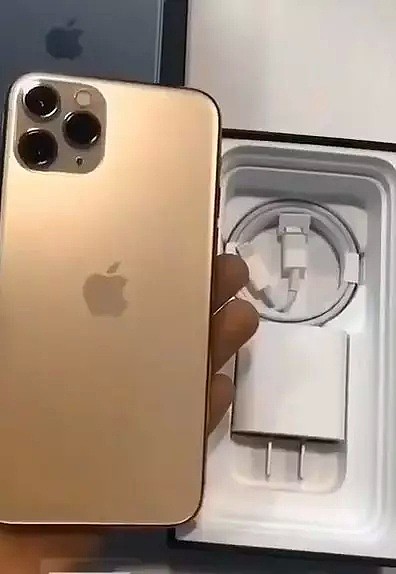 尴尬了！iPhone11在中国卖疯了，连夜四次补货，依旧一机难求（组图） - 8