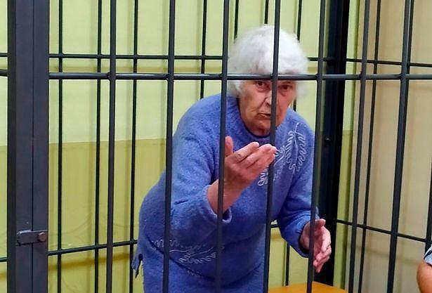 80岁奶奶涉3起肢解案，8岁女孩疑因太吵被囚禁3周，惨遭斩首