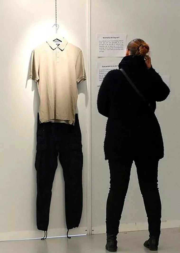 女性穿什么衣服容易被强奸？她们办了场“时装展”来回答这个问题（组图） - 13