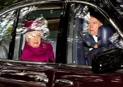 英国王室爆12年来最大危机！性侵丑闻，蔑视皇规，女王太惨了……