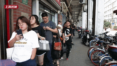 周杰伦MV同款奶茶店上海开张，出了一个奇招，黄牛都哭了……（组图） - 5