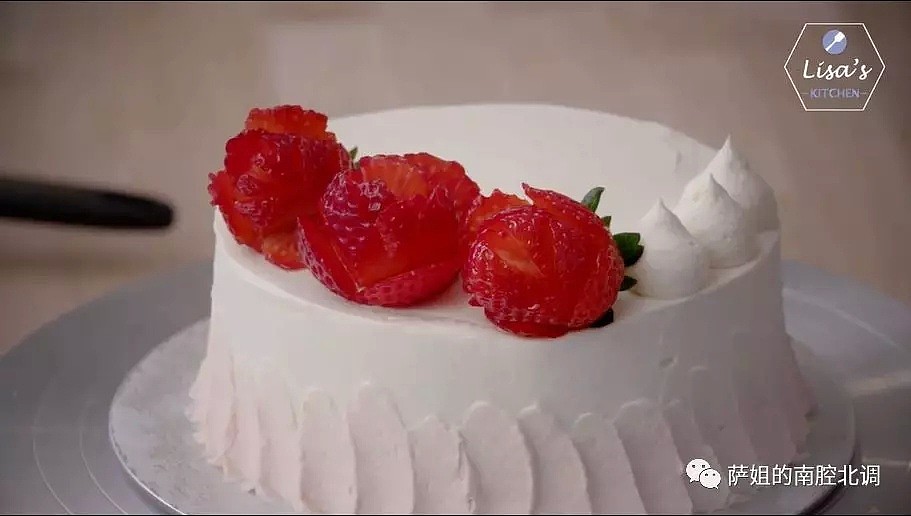 草莓奶油戚风蛋糕，好吃到流泪 - 6