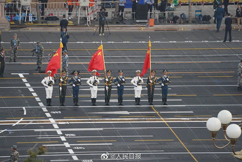 直播！中华人民共和国成立70周年国庆大阅兵，7万羽和平鸽高飞，庆祝大会结束（视频/组图） - 47