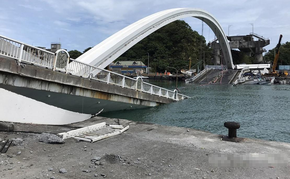 台湾大桥坍塌致6名菲籍、印尼籍渔民失联：4人确认死亡（组图） - 4