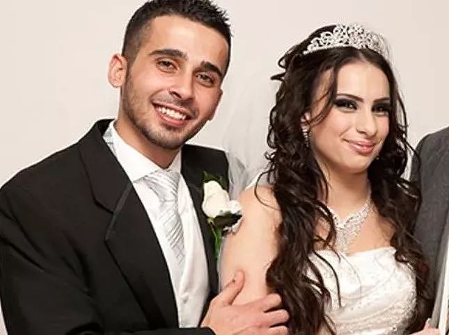 22岁悉尼女自称被老公骗去当IS新娘，沦为难民想回国，政府：不敢要！（组图） - 1