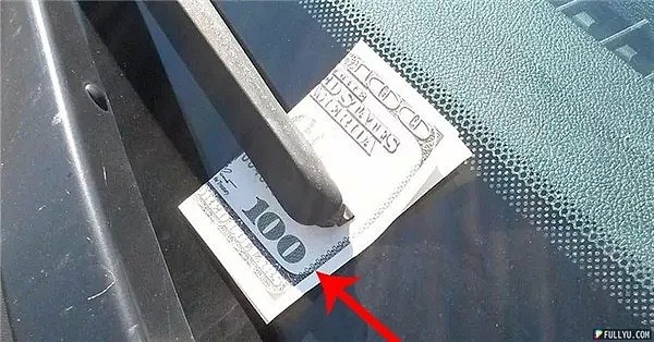 华人注意！近期又现新型抢夺手法，上车后发现“钞票夹在雨刷”时千万别下车拿！已有人损失严重！（组图） - 3