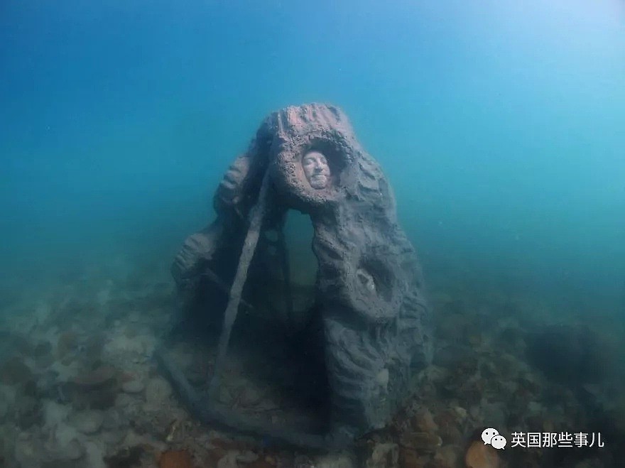 海底这几尊惊悚雕像背后，是一个人最深沉的告白（组图） - 5