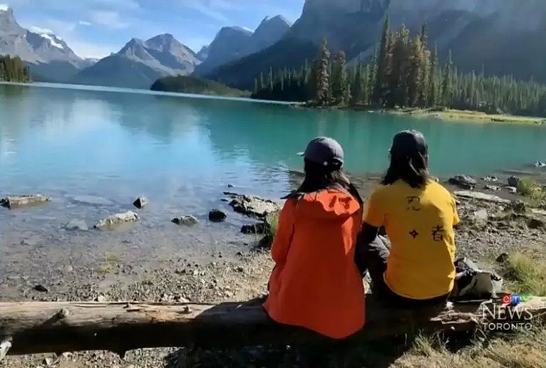 华人美女和闺蜜去班芙旅游 一转眼钱包不见了 噩梦开始上演...（组图） - 3