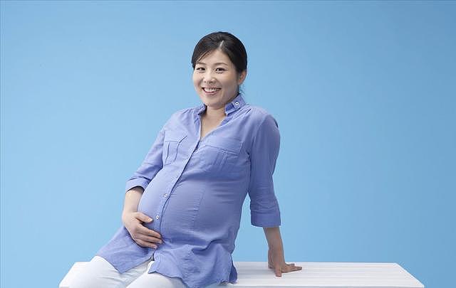 女人怀孕后，可能会有两个“特殊”的需求，医生：最好别忍着