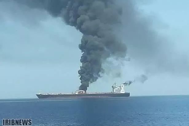 突发！伊朗油轮爆炸 被2枚导弹击中！油价再飙升（组图） - 3