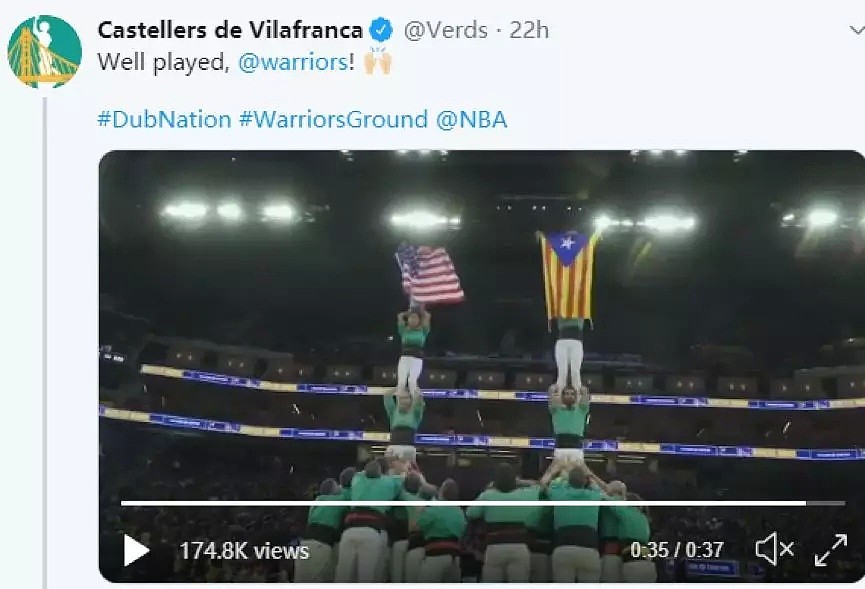 NBA又出幺蛾子！赛场惊现分裂西班牙旗帜，美媒选择了集体失明（视频/组图） - 19