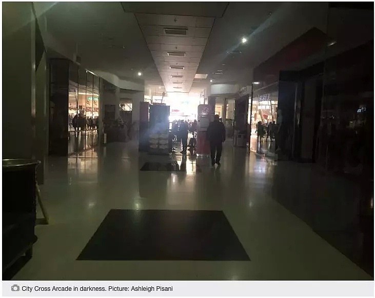 阿德莱德CBD突发大规模停电！Rundle Mall商家黑了一大片！有人被困酒店电梯！ - 5