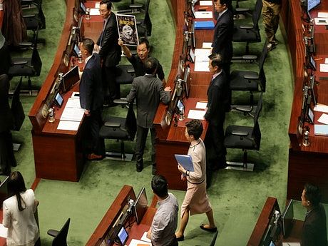 希望与危机并存 北京“介入”香港风波的可能性（组图） - 1