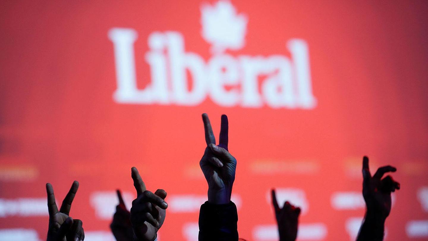 加拿大自由党在这次选举中的席次，从上一届的184席降至157个席次，由於多数执政需要取得170个席次，如今只落得少数执政的地位。（路透社）