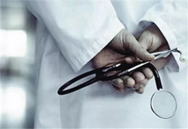甘肃省人民医院一女医生遇袭身亡， 医患纠纷再惹争议，根本原因引人思考（组图） - 12