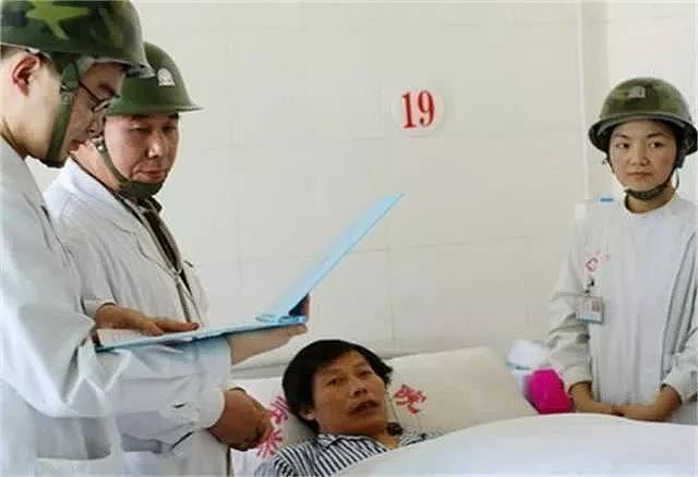 甘肃省人民医院一女医生遇袭身亡， 医患纠纷再惹争议，根本原因引人思考（组图） - 13