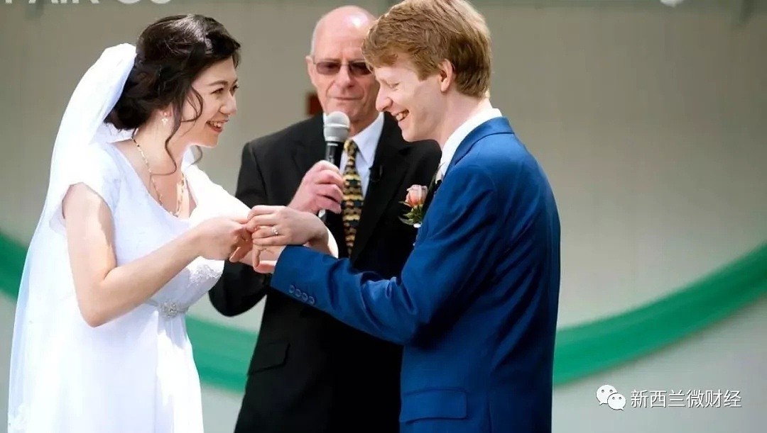 新西兰情侣找到华人摄影师拍婚纱照，看到PS成片后，新娘怒了…（组图） - 21