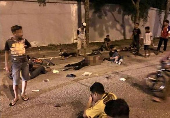 马来24岁华裔女司机撞死8人却无罪释放！此前赢得支持者10万筹款