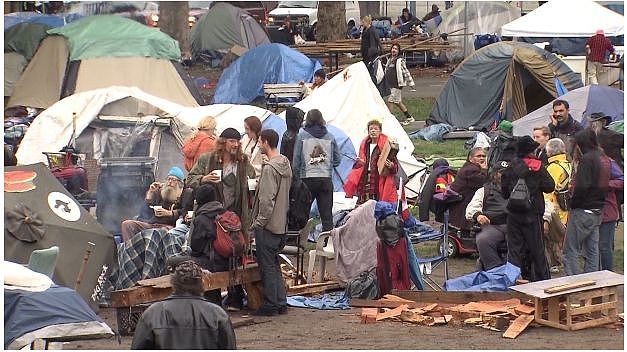 惊悚! 温哥华YVR机场发现腐尸 女子光天化日被枪击 枪手还在大街上游荡…（组图） - 6