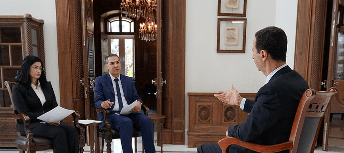 叙利亚总统巴沙尔·阿萨德在接受叙利亚国家电视台采访 图源：SANA