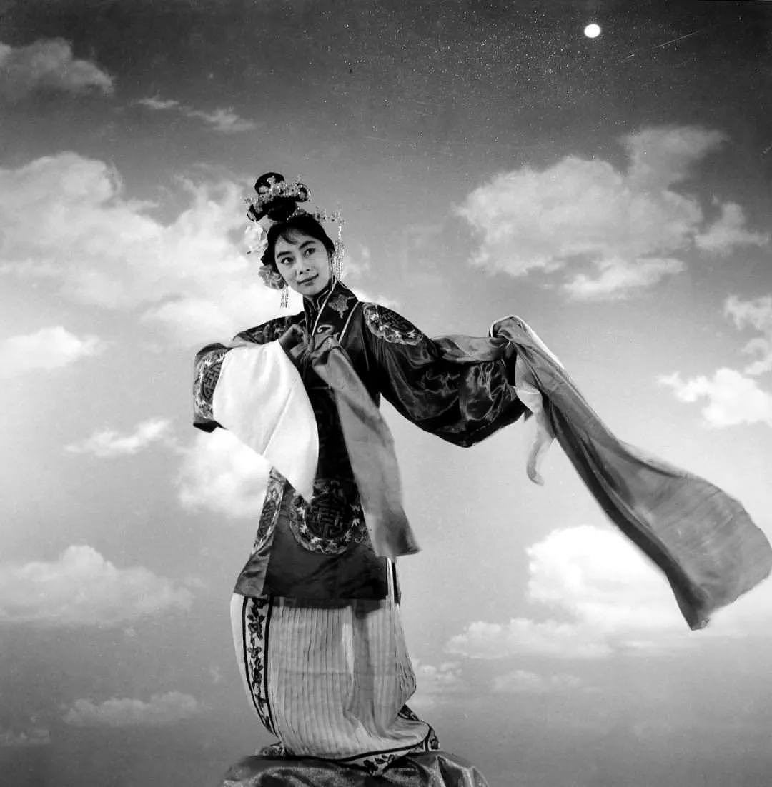 西方最受尊敬的华人女神，一生甘为他人做嫁衣，93岁依然少女（视频/组图） - 31