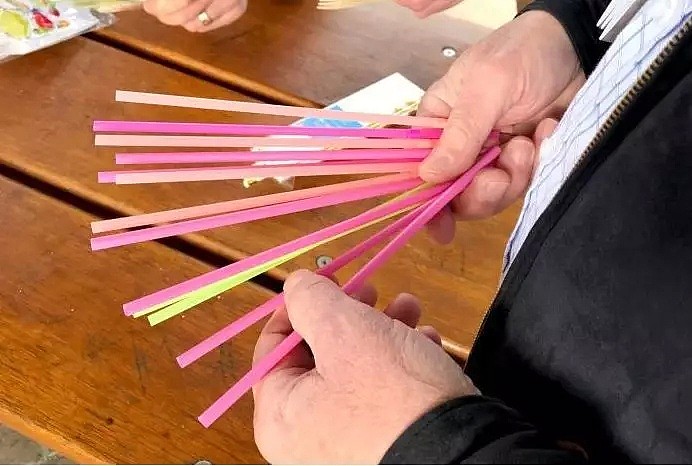 塑料吸管，一次性餐具将成为过去时！昆州将首推“一次性塑料禁令”！ - 11