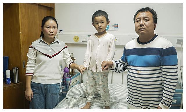 河南一3岁男童患怪病，器官发育成大人模样，怕被嘲笑不敢去厕所