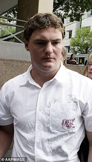 20856652-7672161-Kenny_pictured_leaving_Melbourne_s_Magistrates_court_in_2006_but-a-16_1573476313579.jpg,0