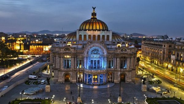 160608092717_fine_arts_palace_in_mexico_city_512x288_getty_nocredit.jpg,0