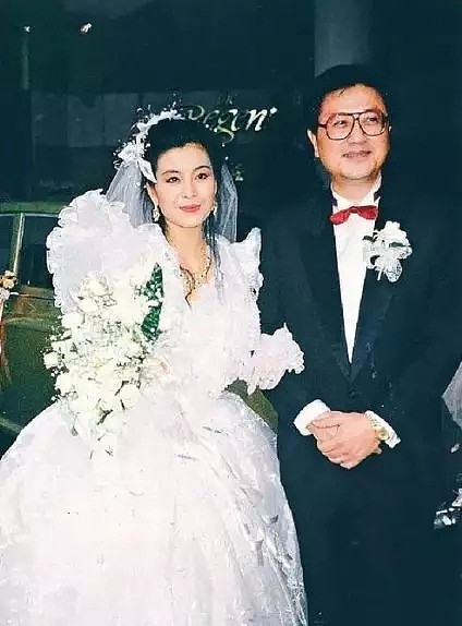 传奇香港女星两任老公都是温哥华名人！第一任婚后13天猝死，第二任喜欢偷吃...（组图） - 17