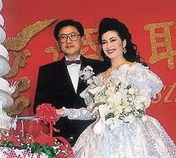 传奇香港女星两任老公都是温哥华名人！第一任婚后13天猝死，第二任喜欢偷吃...（组图） - 18