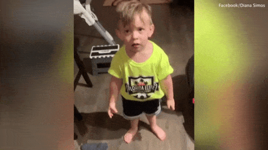 2岁宝宝发飙视频红遍全网：“妈妈没亲我，就去上班了！！！”（视频/组图） - 4
