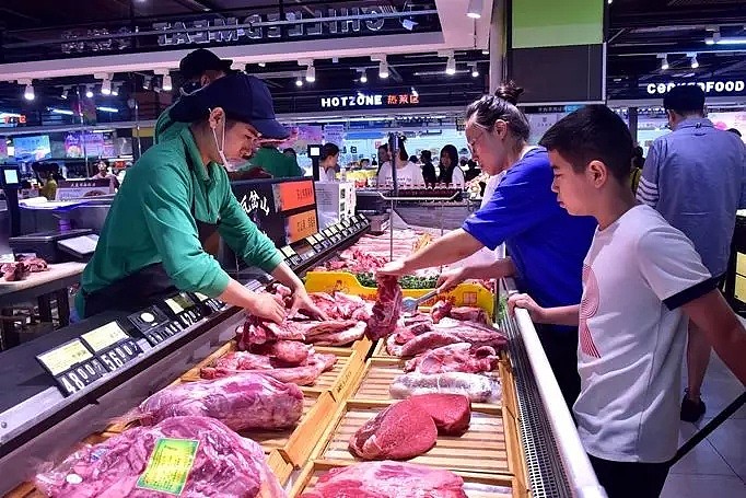 澳洲牛肉、乳制品向中国出口受限，原因全怪这个人干活不利… - 1