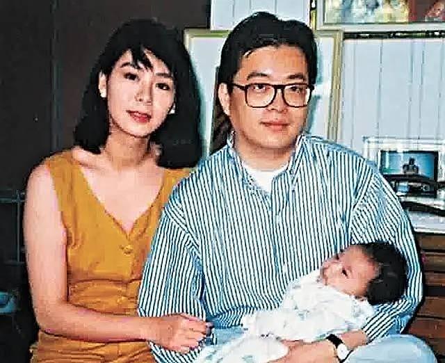 香港艳星闪婚嫁富豪，遇丈夫出轨被抛弃，今53岁求遇“真命天子”