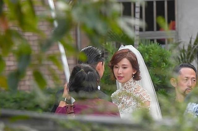 林志玲大婚婚鞋曝光！只要6000多元，跟AB林心如公主鞋相比太寒酸