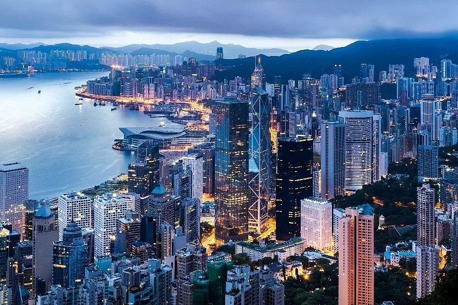 日益扩大的贫富鸿沟导致香港和智利动荡加剧 - 1