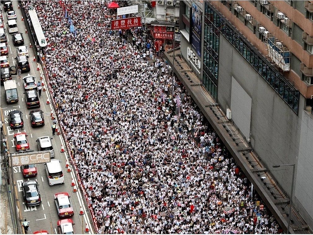 港媒：激进示威者欲烧200亿港币，以瘫痪香港金融体系（组图） - 2