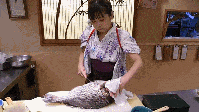 日本女寿司职人控诉女性做寿司遭歧视，这段视频流出后她却被全网骂翻了…（组图） - 9